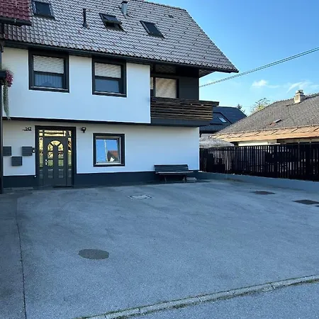 House Stars * Lubiana